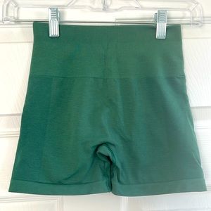 Alphalete Women’s Amplify Shorts